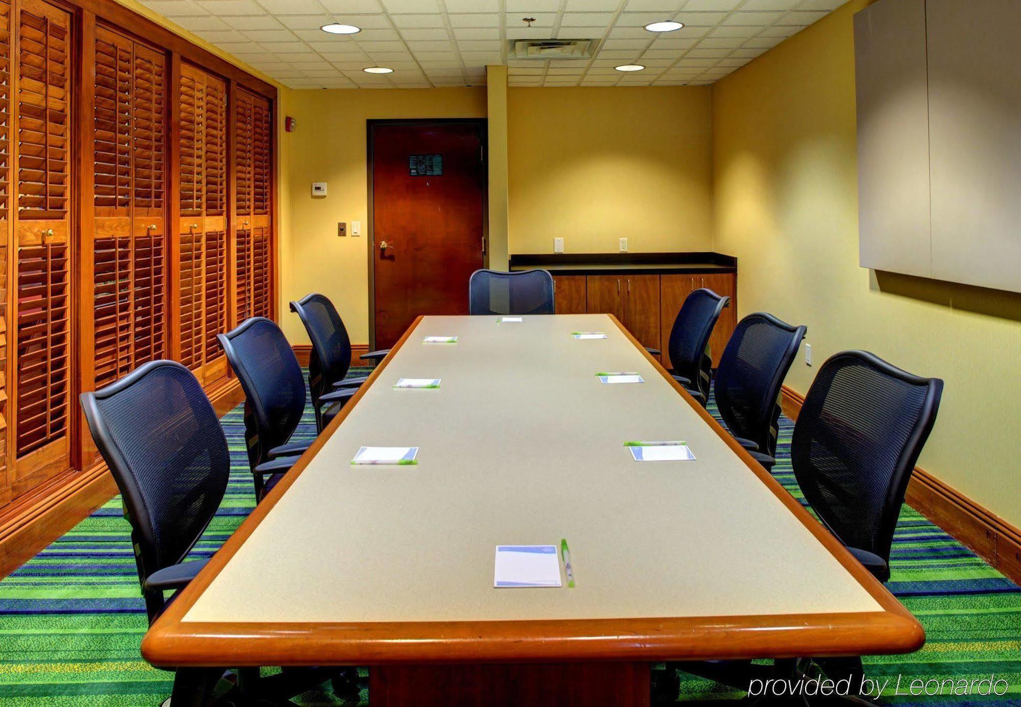 Fairfield By Marriott Inn & Suites Asheville Outlets Business photo
