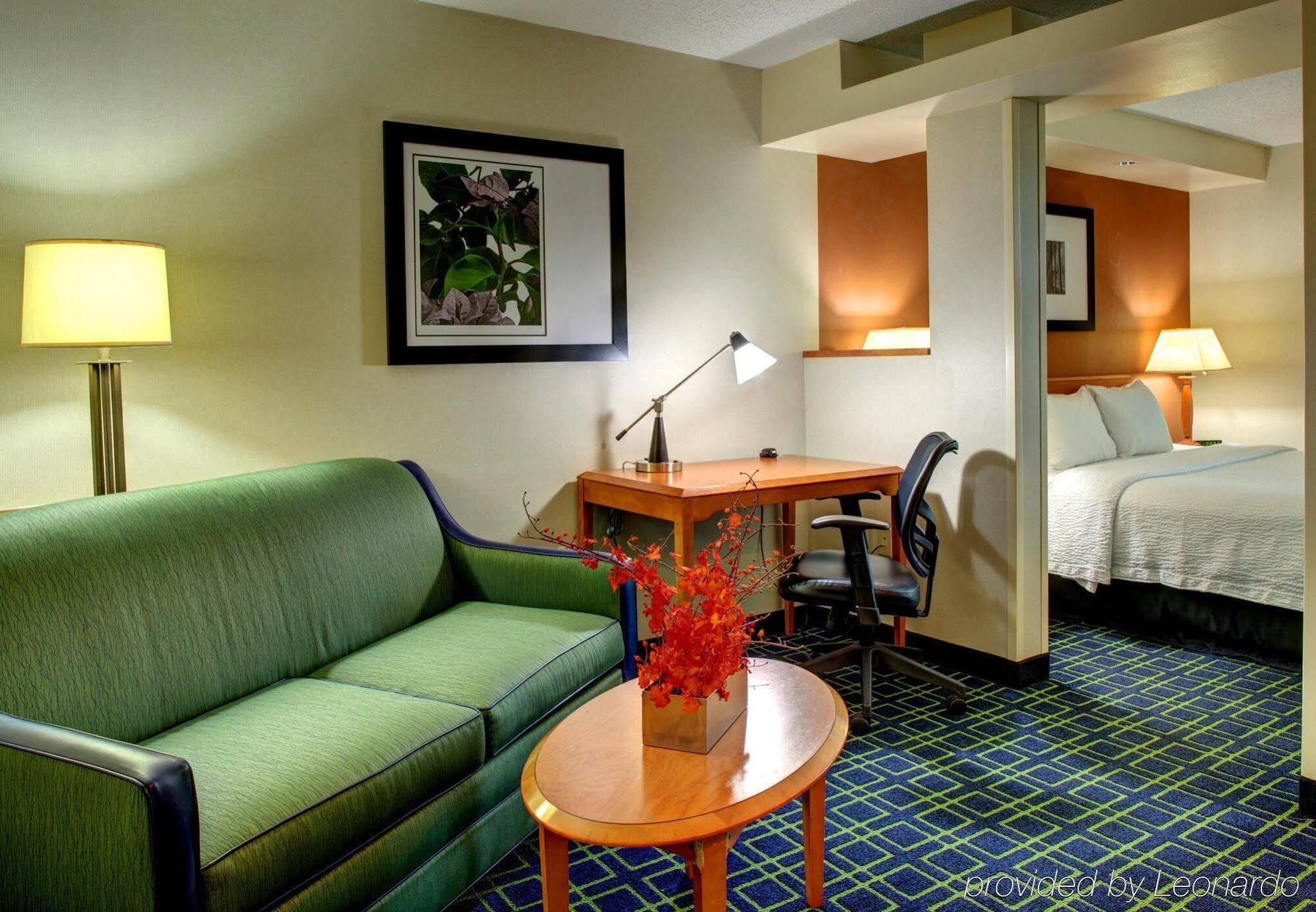 Fairfield By Marriott Inn & Suites Asheville Outlets Exterior photo